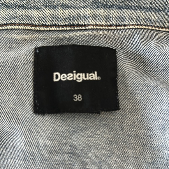 Desigual Denim Embroidered Embellishment jacket. Size 38 - Picture 8 of 9